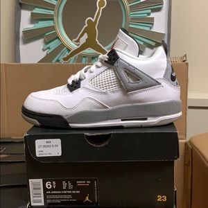 Air Jordan 4 (OG WHITE CEMENT)